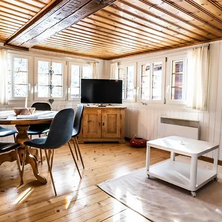 Heimeliges Walliserhaus Apartament Fiesch