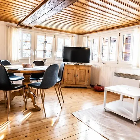 Heimeliges Walliserhaus