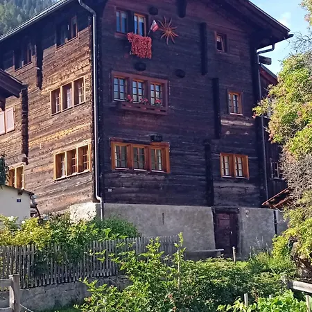 Apartament Heimeliges Walliserhaus