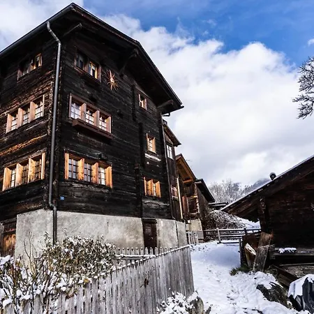 Apartment Heimeliges Walliserhaus Fiesch